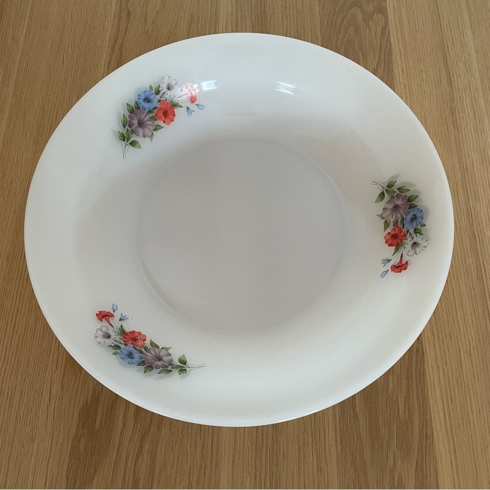 Arcopal - Milk Glass Floral Bowl